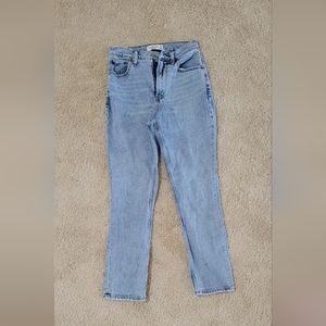Abercrombie Ultra high rise slim straight ankle jeans